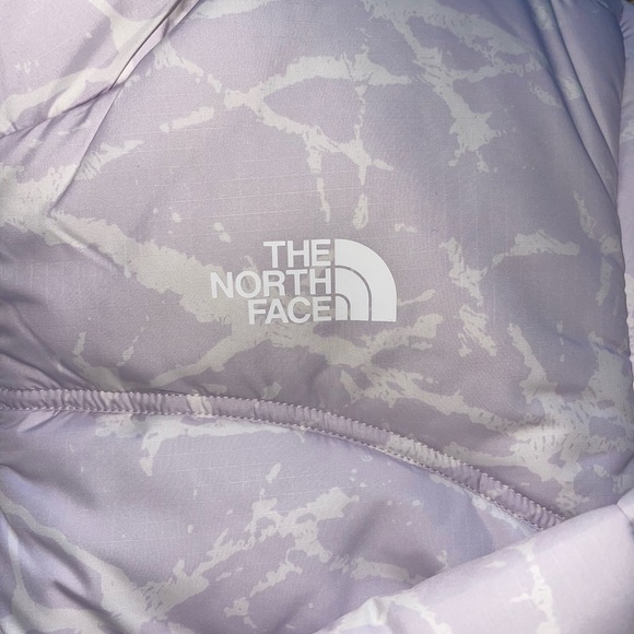 💜SOLD💜The North Face jacket LAVENDAR/WHITE, size Medium - Picture 6 of 7